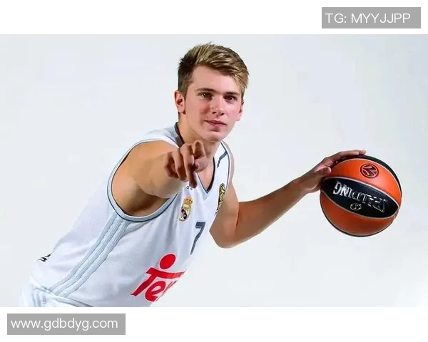 卢卡东契奇的篮球之路与未来展望:从天才少年到NBA巨星的成长历程