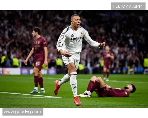 姆巴佩欧冠夜帽子戏法后接受采访暗示未来去向已定